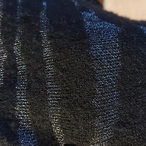 Women's ALL SAINTS Split Logo Black & Silver Tiger Striped Sweater XS Oversized - Picture 7 of 10